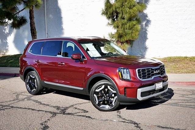 2023 Kia Telluride S AWD photo