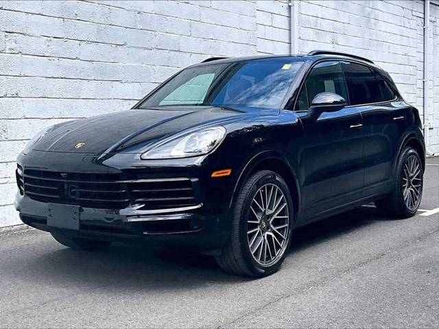 2023 Porsche Cayenne  AWD photo