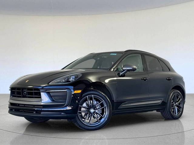 2023 Porsche Macan T AWD photo