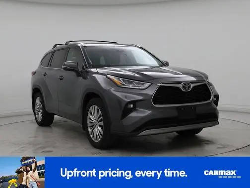 2023 Toyota Highlander Platinum FWD photo