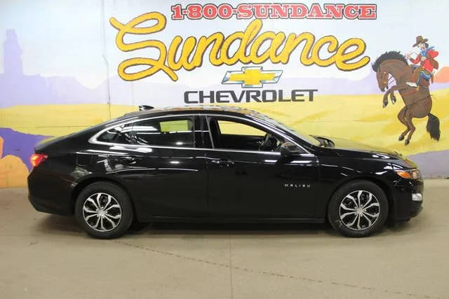 2021 Chevrolet Malibu LT FWD photo