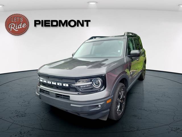 2023 Ford Bronco Sport Outer Banks 4WD photo