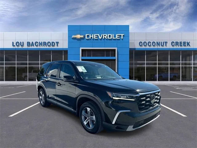 2023 Honda Pilot EX-L 8 Passenger AWD photo