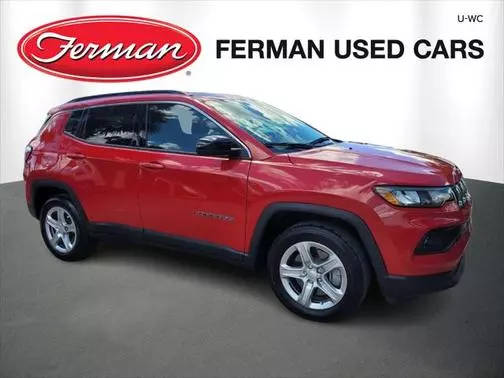 2023 Jeep Compass Latitude 4WD photo