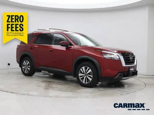 2023 Nissan Pathfinder SL 4WD photo