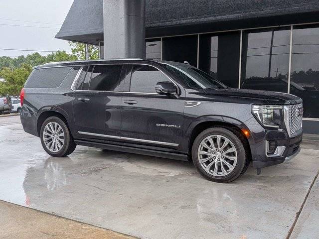 2023 GMC Yukon XL Denali 4WD photo