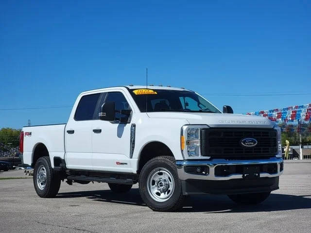 2023 Ford F-350 Super Duty XL 4WD photo