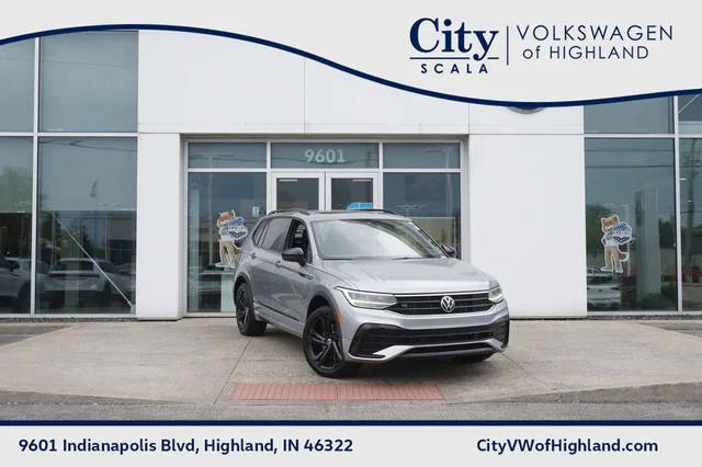2023 Volkswagen Tiguan SE R-Line Black FWD photo