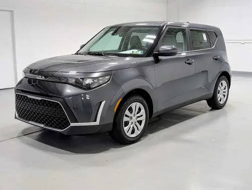 2023 Kia Soul LX FWD photo
