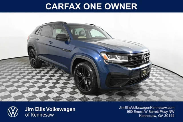 2023 Volkswagen Atlas Cross Sport 2.0T SEL R-Line Black AWD photo