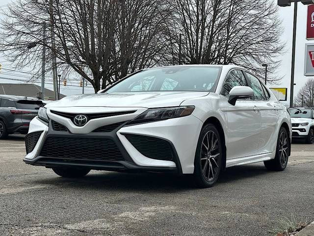 2023 Toyota Camry SE AWD photo
