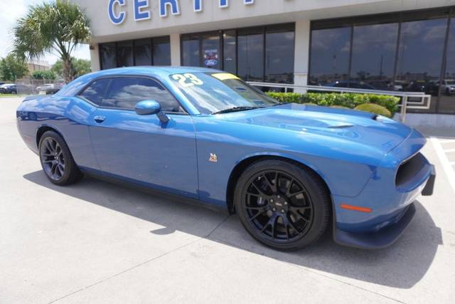 2023 Dodge Challenger R/T Scat Pack RWD photo