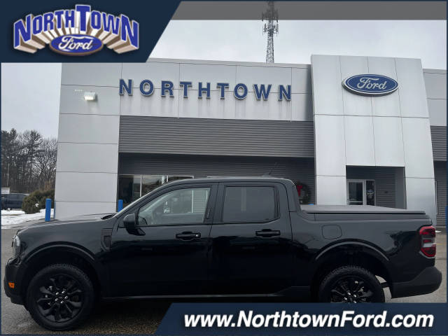 2023 Ford Maverick LARIAT AWD photo