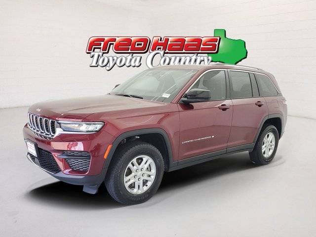 2023 Jeep Grand Cherokee Laredo 4WD photo