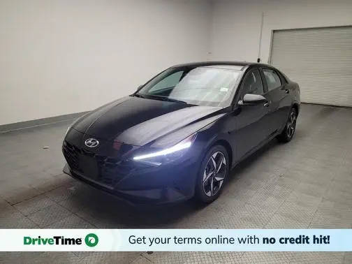 2023 Hyundai Elantra SEL FWD photo