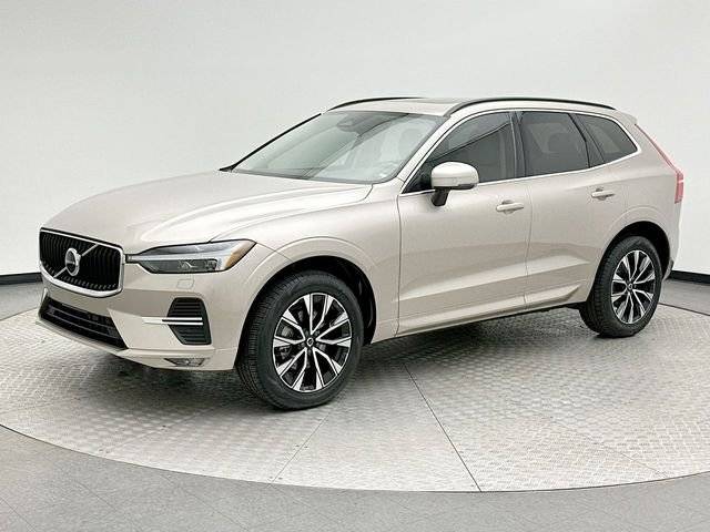 2023 Volvo XC60 Core AWD photo
