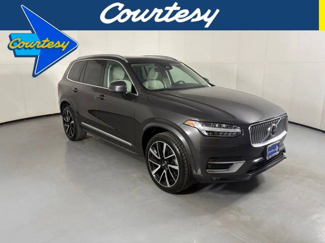 2023 Volvo XC90 Plus AWD photo