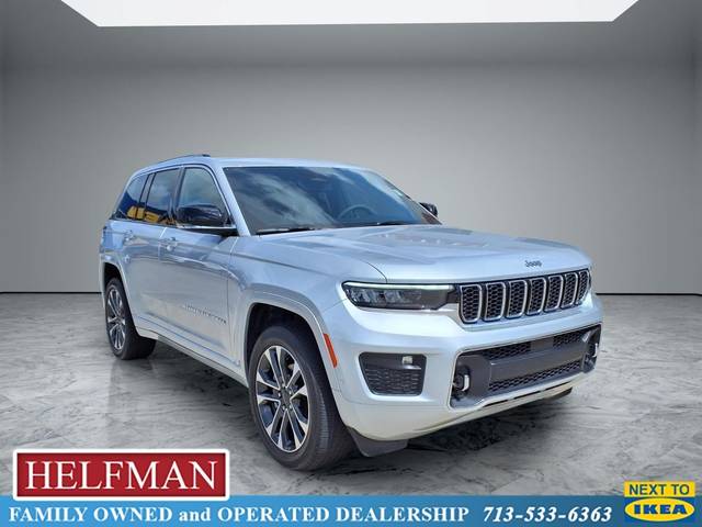 2023 Jeep Grand Cherokee Overland RWD photo
