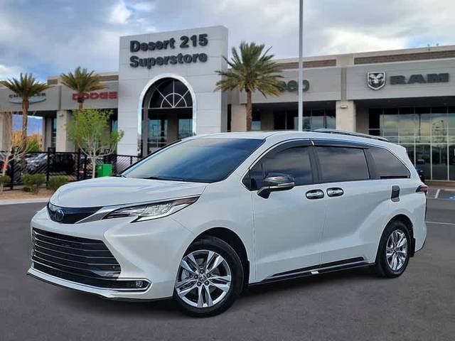 2023 Toyota Sienna Limited AWD photo