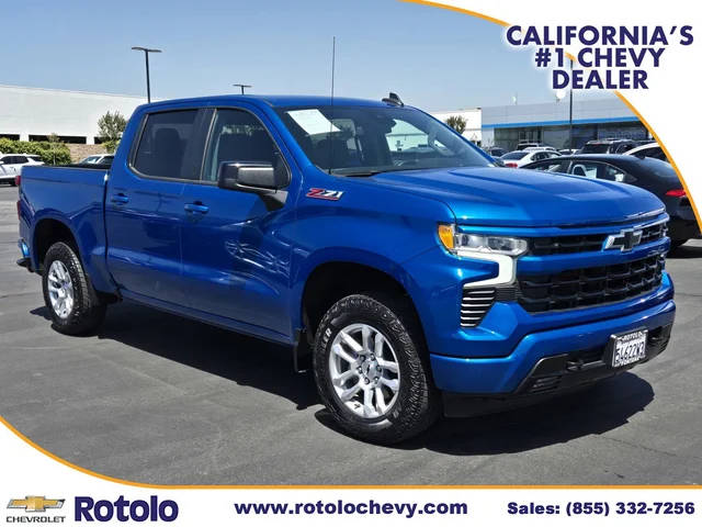 2023 Chevrolet Silverado 1500 RST 4WD photo