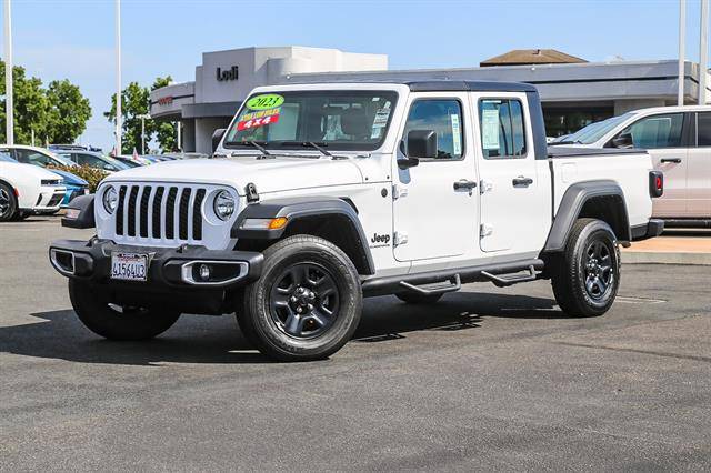 2023 Jeep Gladiator Sport 4WD photo