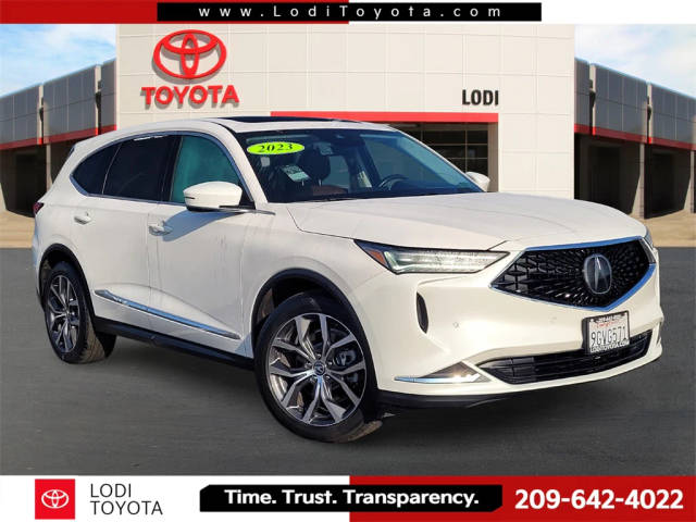 2023 Acura MDX w/Technology Package AWD photo