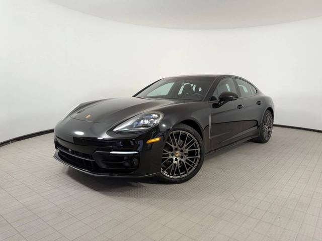 2023 Porsche Panamera Platinum Edition RWD photo