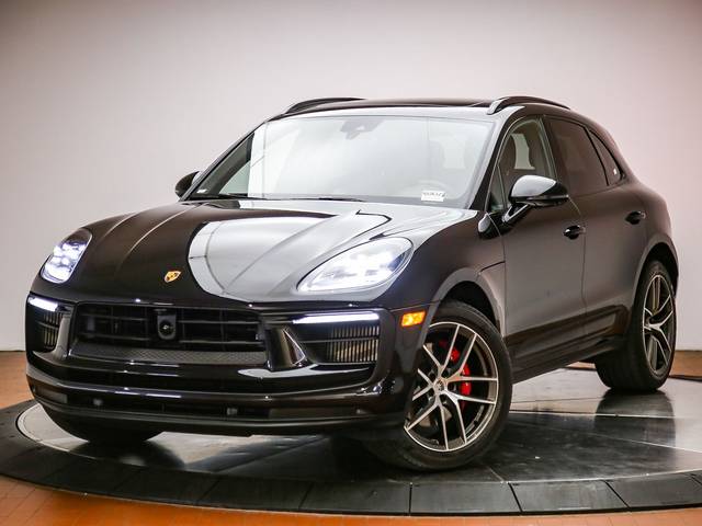 2023 Porsche Macan S AWD photo