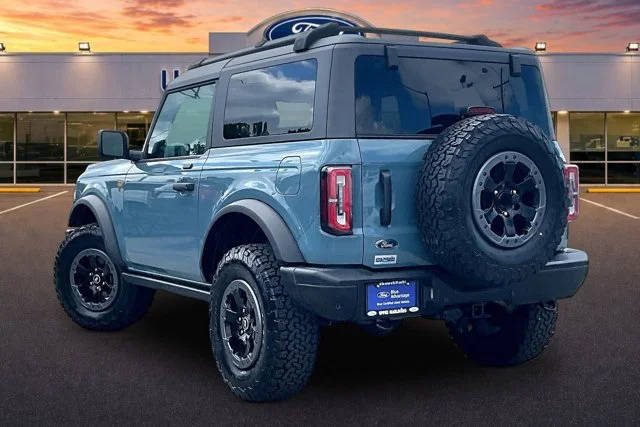 2021 Ford Bronco 2 Door Badlands 4WD photo