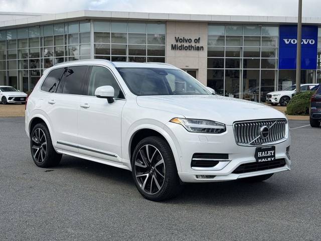 2023 Volvo XC90 Plus AWD photo
