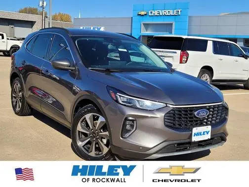 2023 Ford Escape Platinum FWD photo