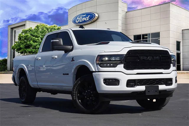 2023 Ram 2500 Limited 4WD photo