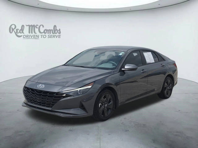 2023 Hyundai Elantra SEL FWD photo