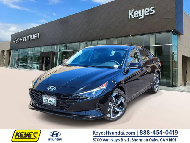 2023 Hyundai Elantra SEL FWD photo