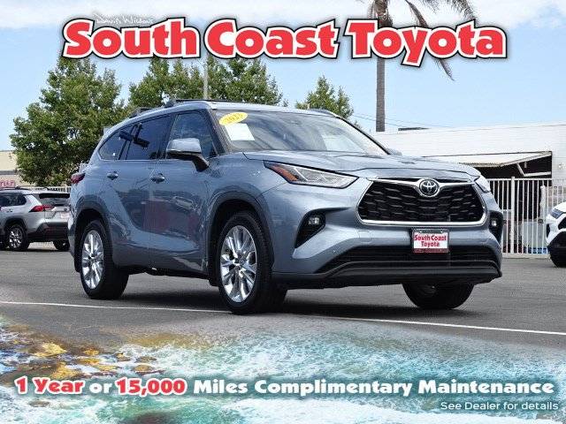 2023 Toyota Highlander Limited FWD photo