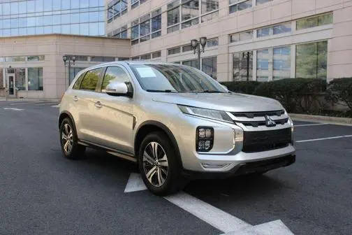 2021 Mitsubishi Outlander Sport SE FWD photo