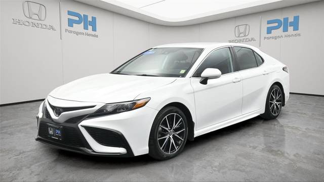 2023 Toyota Camry SE AWD photo