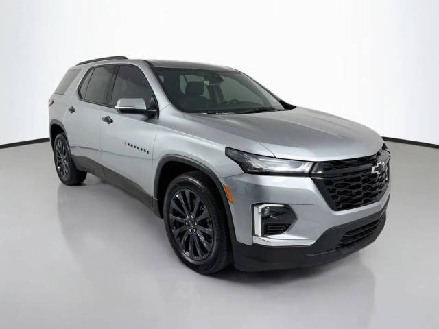 2023 Chevrolet Traverse RS FWD photo