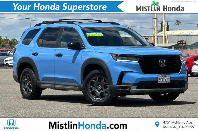 2023 Honda Pilot TrailSport AWD photo