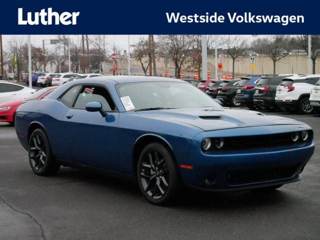 2023 Dodge Challenger SXT RWD photo