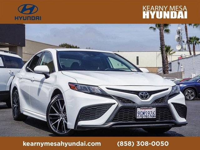 2023 Toyota Camry SE AWD photo