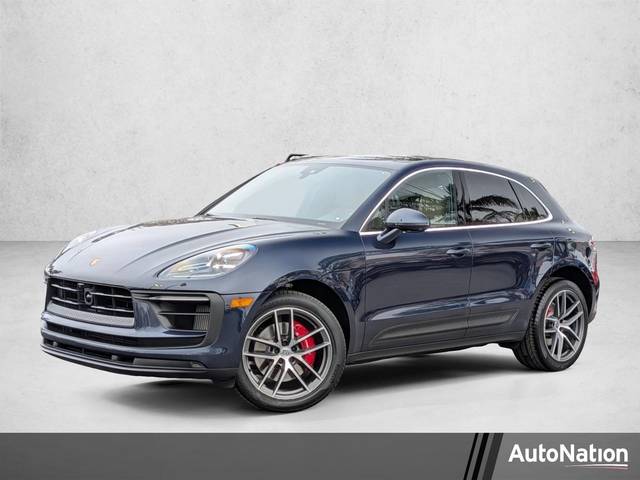 2023 Porsche Macan S AWD photo