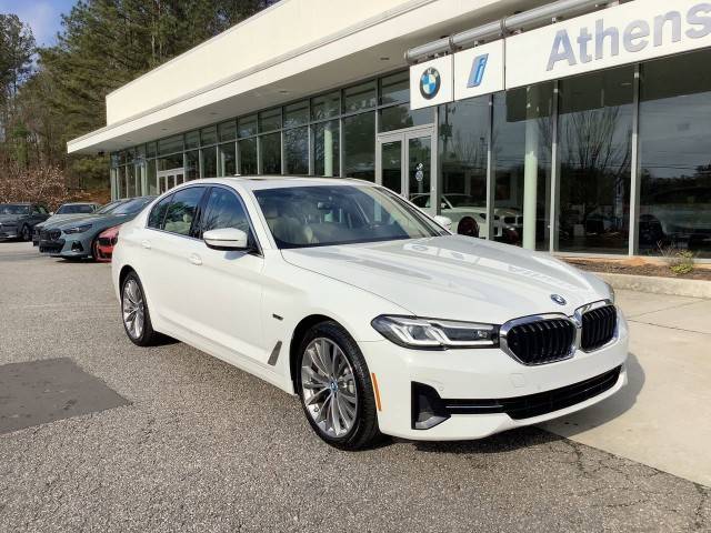 2023 BMW 5 Series 530e RWD photo