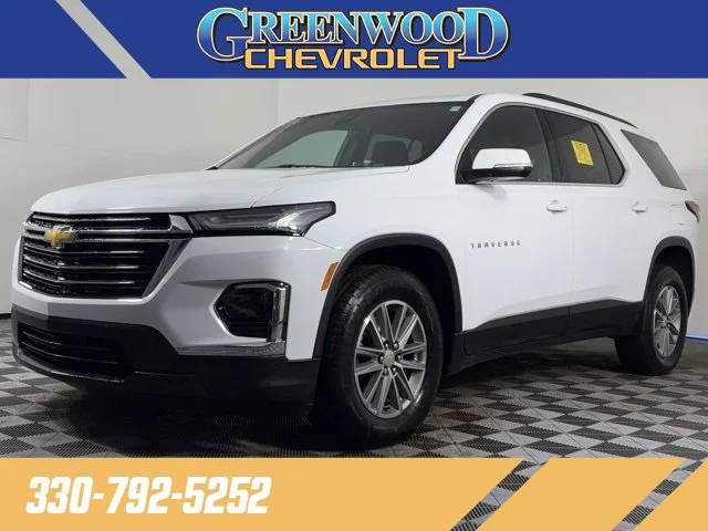 2023 Chevrolet Traverse LT Cloth FWD photo