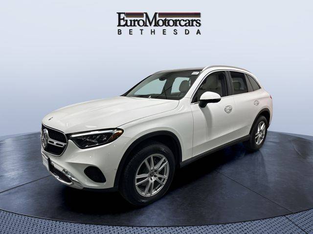 2023 Mercedes-Benz GLC-Class GLC 300 AWD photo