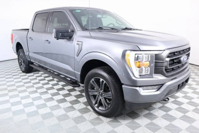 2023 Ford F-150 XLT 4WD photo