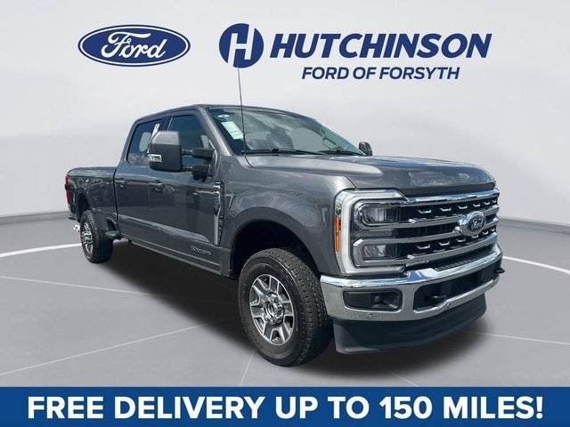 2023 Ford F-250 Super Duty LARIAT 4WD photo