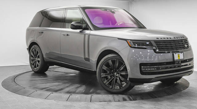 2023 Land Rover Range Rover SE AWD photo