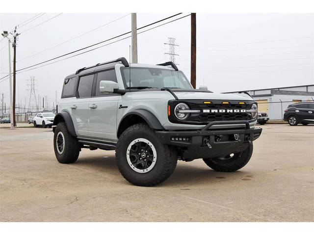 2023 Ford Bronco 4 Door Outer Banks 4WD photo