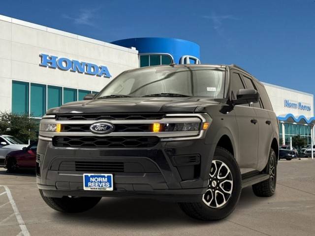2023 Ford Expedition XLT RWD photo